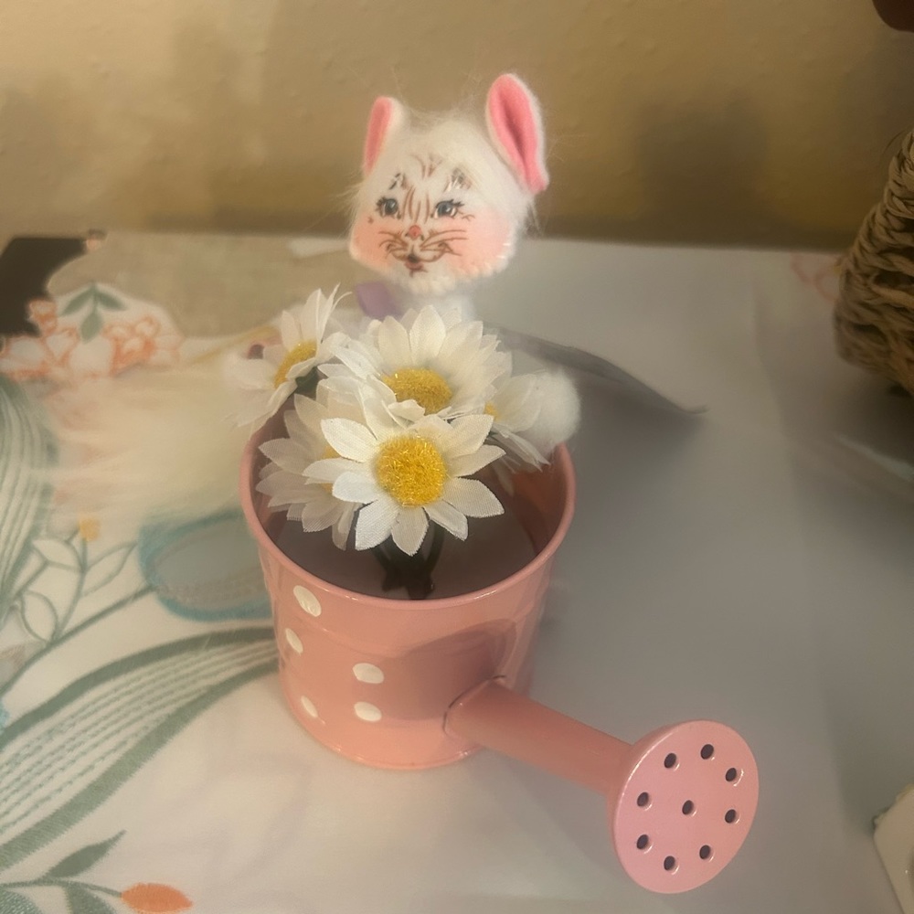 Annalee Spring Kitten - Picture 3 of 3